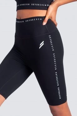 Female Outlet Adapt Bike Shorts - Jet Black