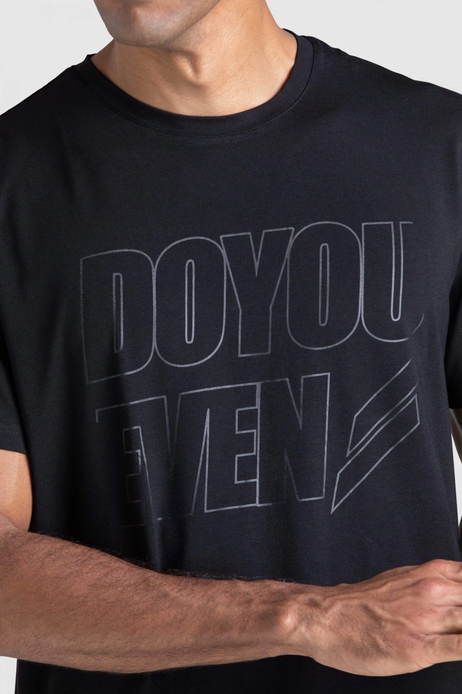 Darren Blackout Split Prime Regular Fit Tee Mens