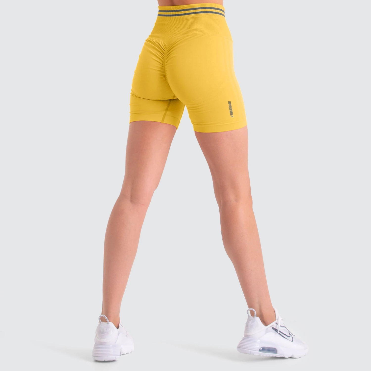 Female Outlet DYE Scrunch Seamless Shorts - Sunny Yellow