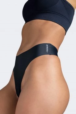 Elaine DYE Seamfree Thong - Black