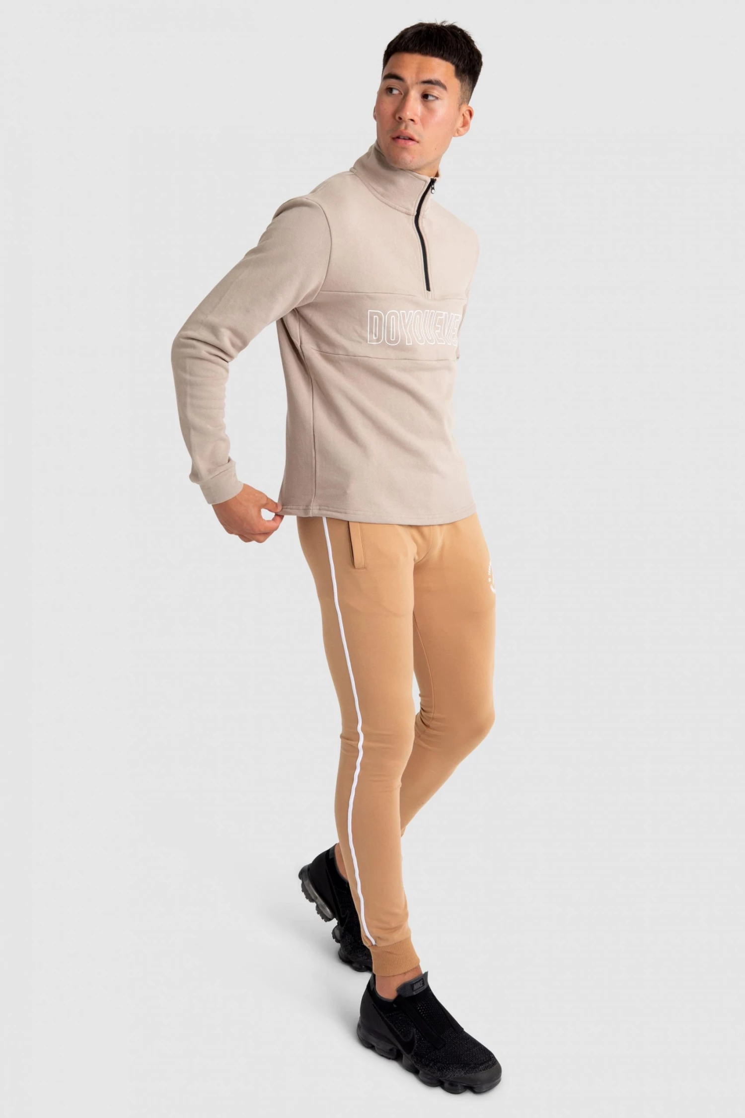 Aivory Mens Essential ¼ Zip Jumper - Beige