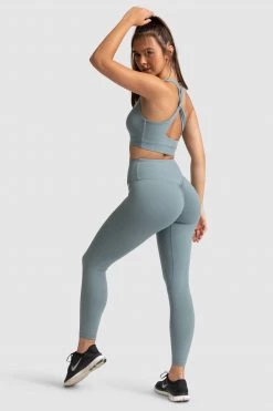 Joey Evoke Scrunch Crop - Green