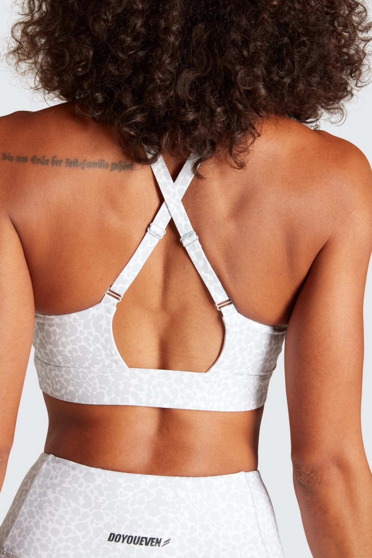 Tracy Womens Excel+ Sculpt Crop - Grey Cheetah