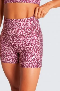 Returns Womens Excel+ Shorts - Wild Berry