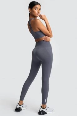 Female Outlet Hyperflex Seamless Crop - Cool Charcoal