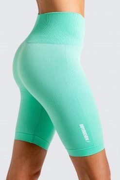 Returns Motion Seamless Bike Shorts - Mint Green Womens
