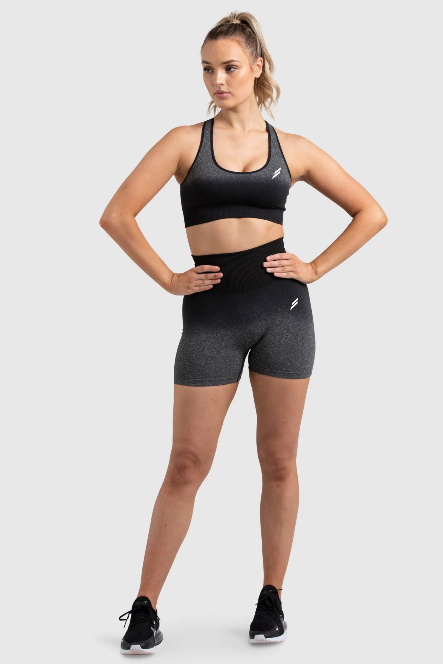 Pony Womens Ombre Scrunch Seamless Shorts - Black