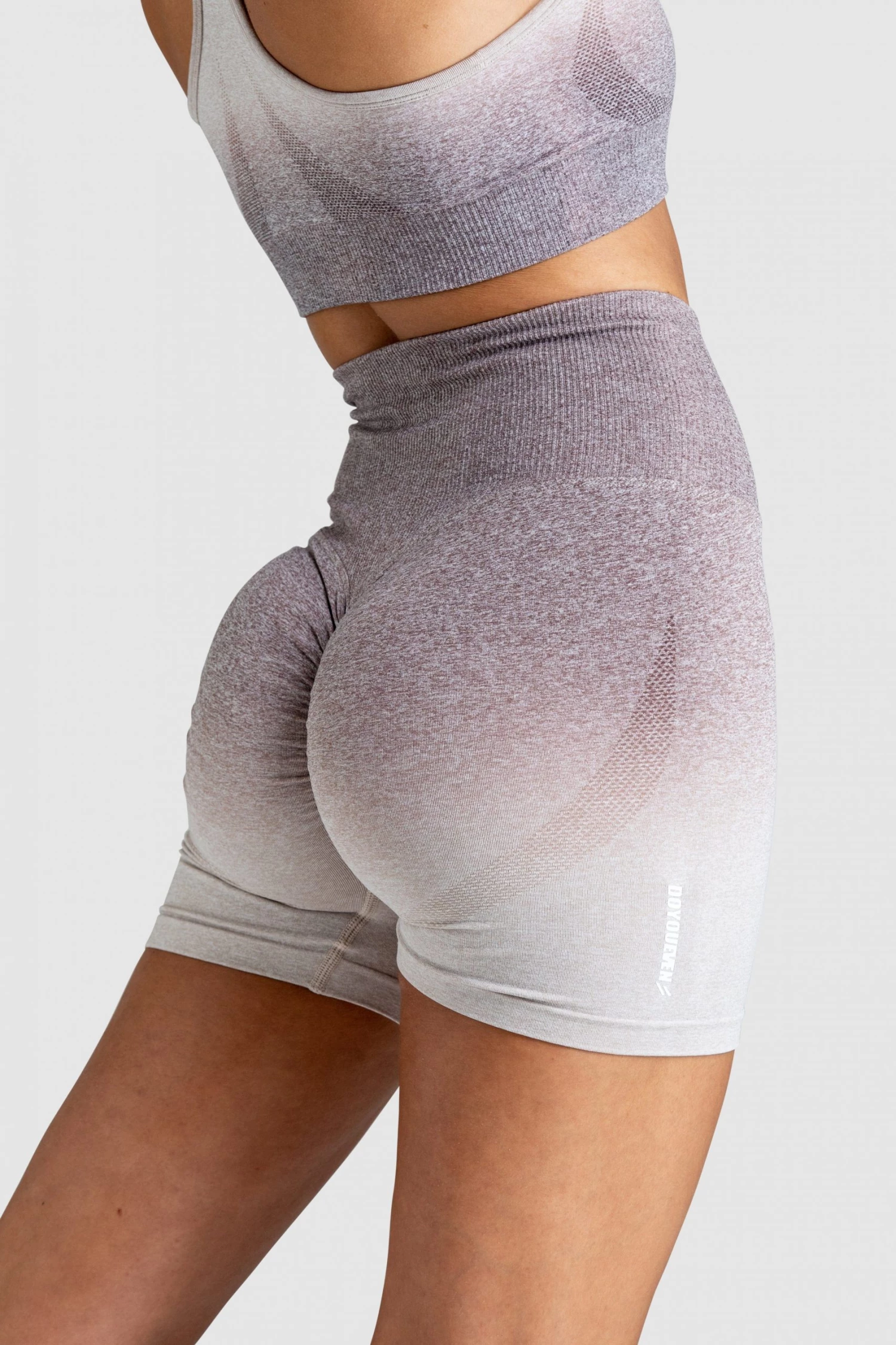Pony Womens Ombre Scrunch Seamless Shorts - Taupe