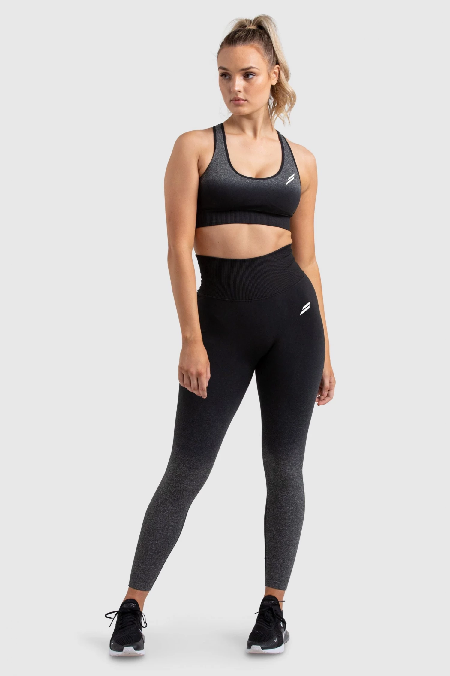 Pony Ombre Seamless Crop - Black