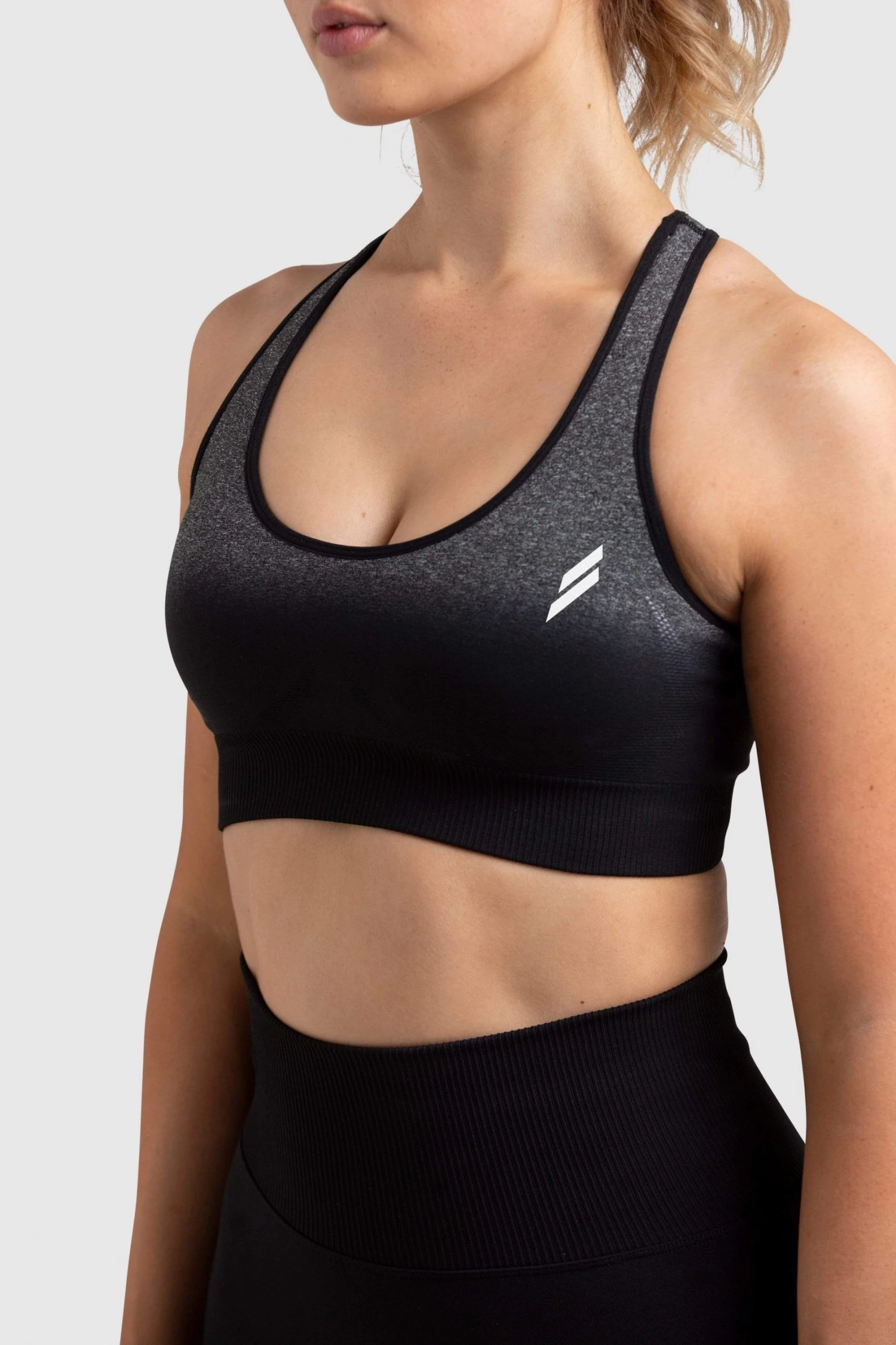 Pony Ombre Seamless Crop - Black