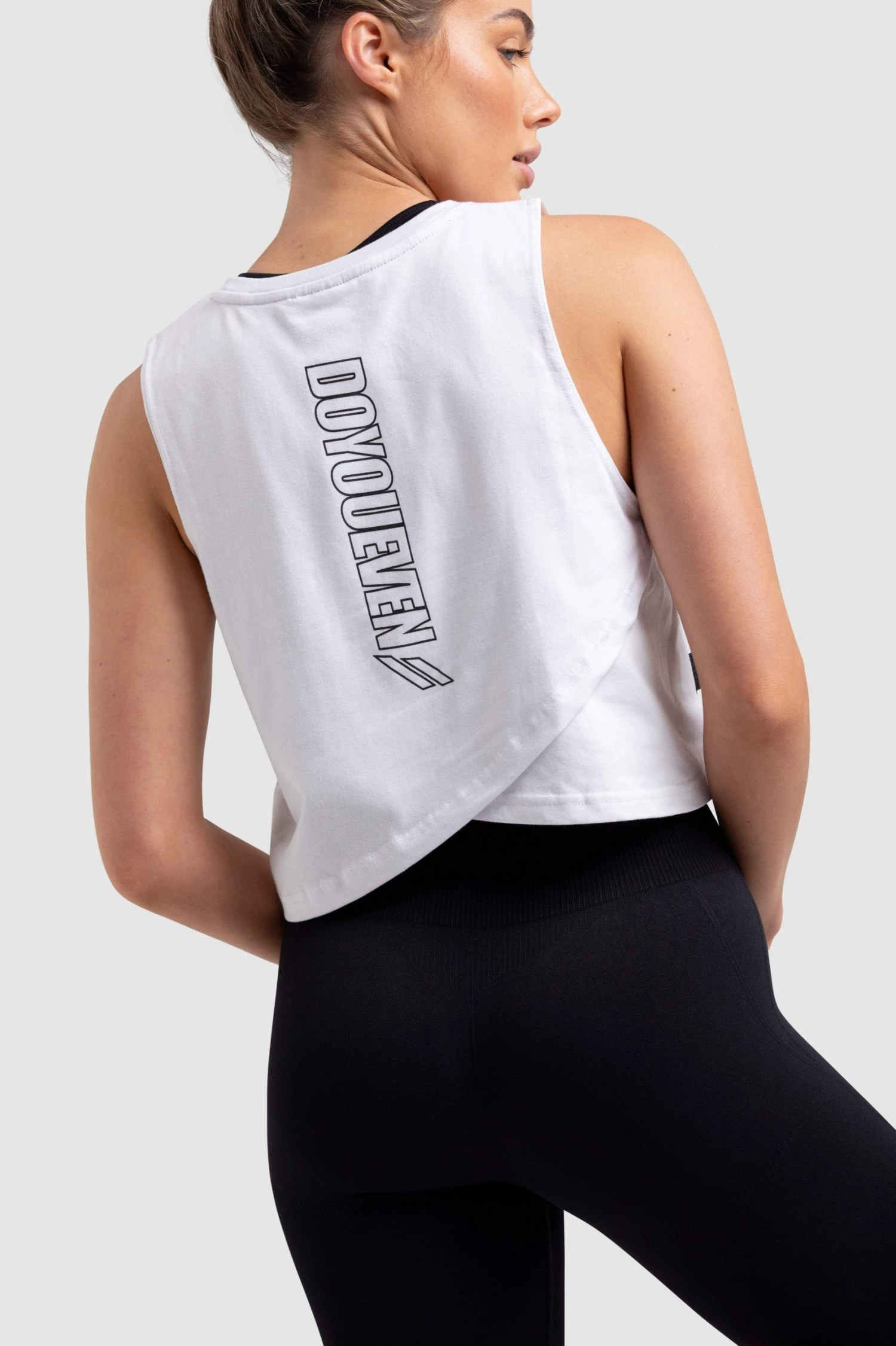 Aivory Retro Cropped Tank - White