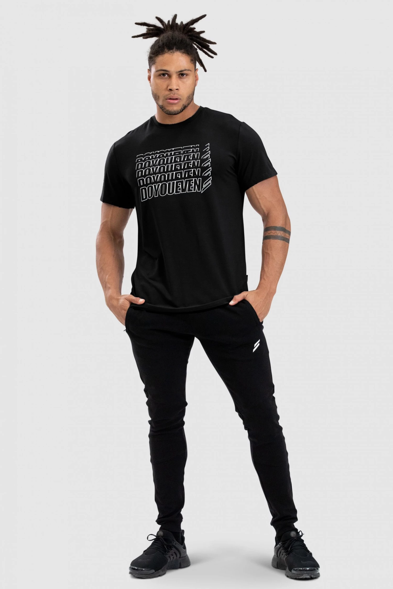 Darren Retro Regular Fit Tee - Black Mens