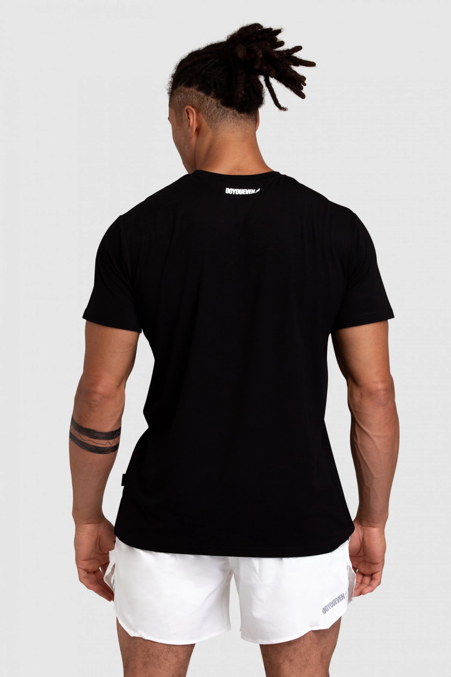 Darren Run Regular Fit Tee - Black